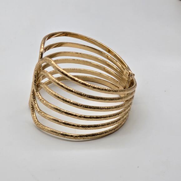 Front Open Gold Tone Textured Metal Hinged Fashion Wide Cuff Bracelet - Picture 4 of 9